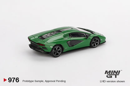 #976 - Lamborghini Countach LPI 800-4 Verde Medio