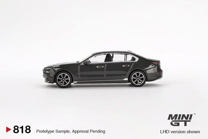 #818 - BMW i7 xDrive60 (Dravit Grey)