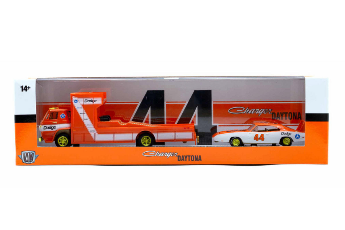 M2 Auto-Haulers 80 - 1966 Dodge L600 COE && 1969 Dodge Charger Daytona HEMI