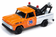 1965 Chevrolet Pickup Truck / 1971 Chevrolet Camaro Z/28 (Union 76)