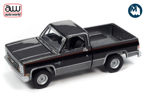 Auto World Ultra Red CHASE hotsell 1987 Chevy Silverado R10 Fleetside