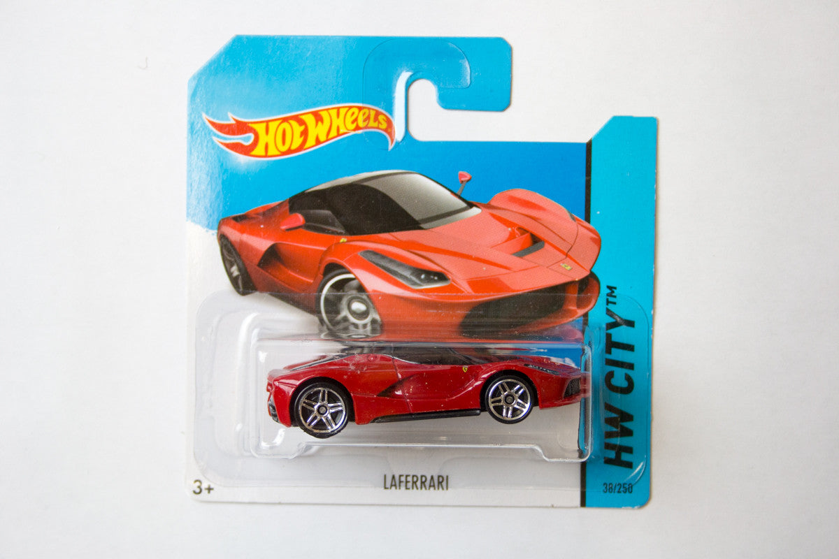 038/250 - LaFerrari