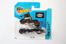 064/250 - Bat-Pod