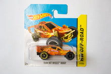 111/250 - Team Hot Wheels Buggy