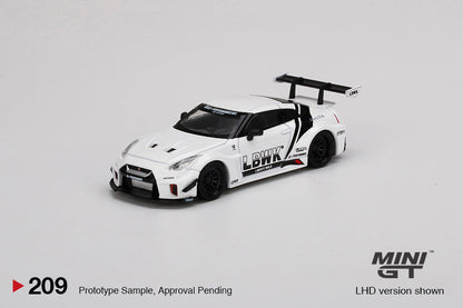 #209 - LB-Silhouette WORKS GT NISSAN 35GT-RR Ver.2 White LBWK