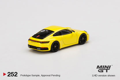 #252 - Porsche 911 Carrera 4S Racing (Yellow)