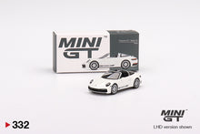 #332 - Porsche 911 Targa 4S (White)