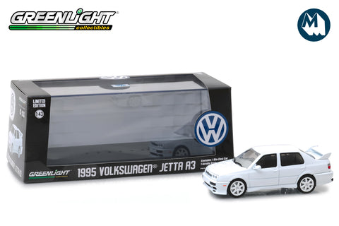 1:43 - 1995 Volkswagen Jetta A3 (White)