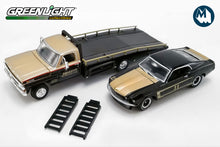 1970 Ford F-350 Ramp Truck with #11 1969 Ford Trans AM Mustang (Smokey Yunick)