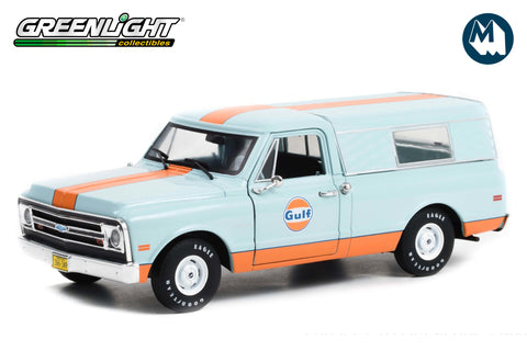 1:24 - 1968 Chevrolet C-10 with Camper Shell / Gulf Oil