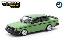 Volvo 242 (Custom Green)