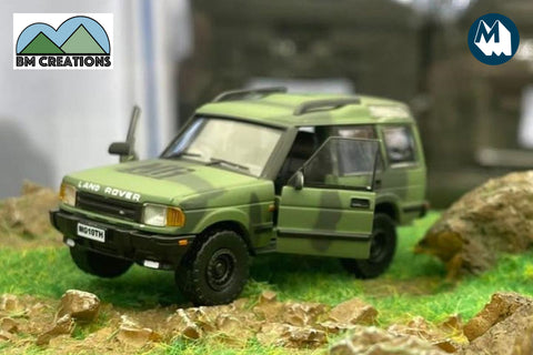 Land Rover Discovery 1 - MG Miliary & Outdoor 10th Anniversary