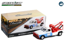 1:18 - 1969 Chevrolet C-30 Dually Wrecker / Hazzard County Garage