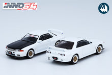 Nissan Skyline GTR R32 with extra wheels and decals (Crystal White)