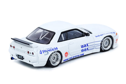 Nissan Skyline GT-R (R32) Pandem "Rocket Bunny" (White)