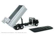 2018 International Workstar Grain Bed