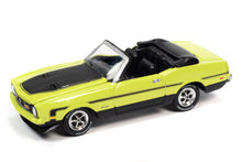 1972 Ford Mustang Convertible / 1972 Chevy Chevelle Heavy Chevy - Class of 1972 (Version A)