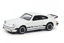 #09 - Porsche 930