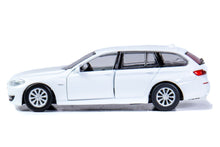 #126 - BMW 5 Series F11 (White)