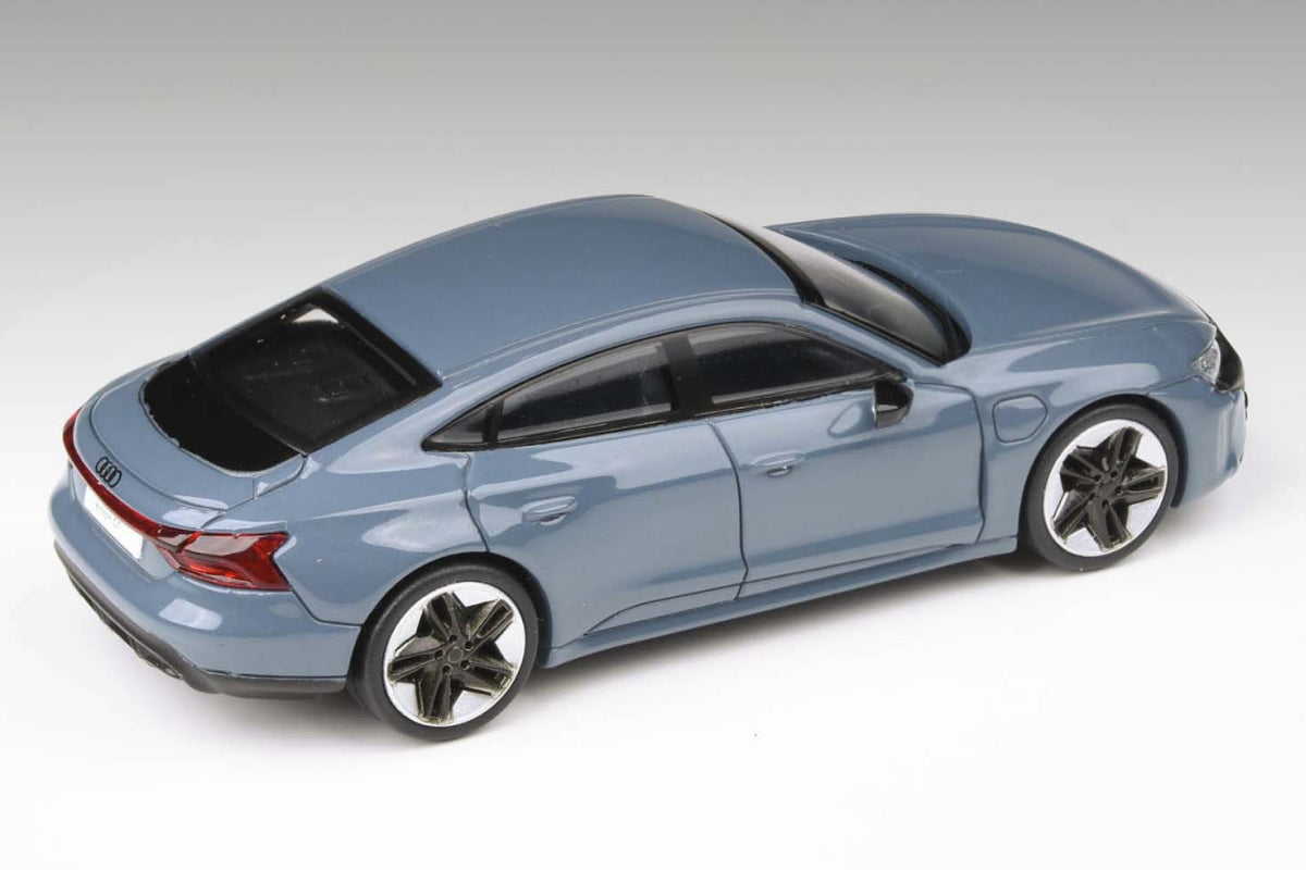 Audi RS e-tron GT (Kemora Grey)