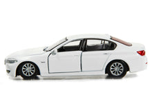 #115 - BMW 5 Series F10 (White)