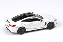 BMW M8 Coupe - Alphine White