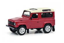 #03 - Land Rover Defender