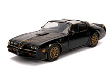 1:24 - Smokey and the Bandit / 1977 Pontiac Firebird Trans Am with Replica Buckle