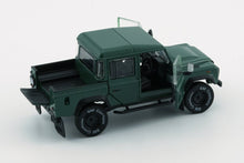 2016 Land Rover Defender 110 Pick Up (Green)