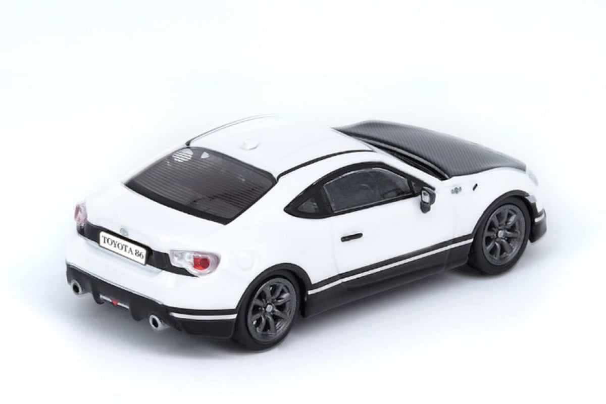 Toyota 86 - Customized Retro Livery (with extra wheels and decals)