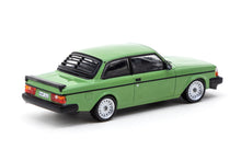 Volvo 242 (Custom Green)