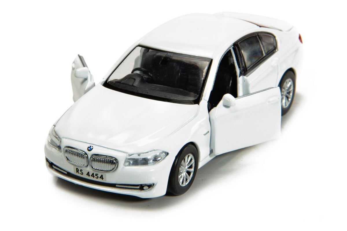 #115 - BMW 5 Series F10 (White)
