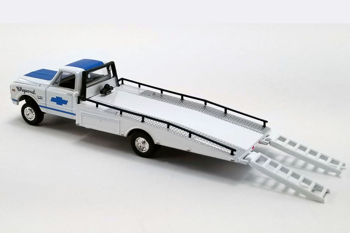 1967 Chevrolet C-30 Ramp Truck with #1 1970 Chevrolet Trans Am Camaro (Chaparral)