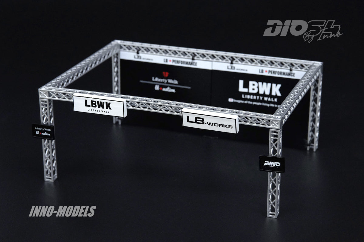Liberty Walk Auto Salon Diorama, including LBWK Chrome and 3 figures
