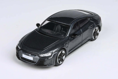 Audi RS e-tron GT (Daytona Grey)