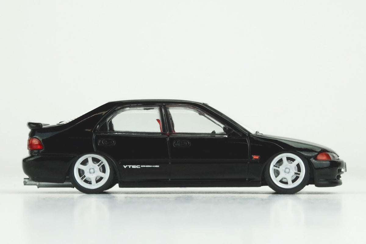 Honda Civic Ferio SiR EG9 - Black (with extra wheels and decals)