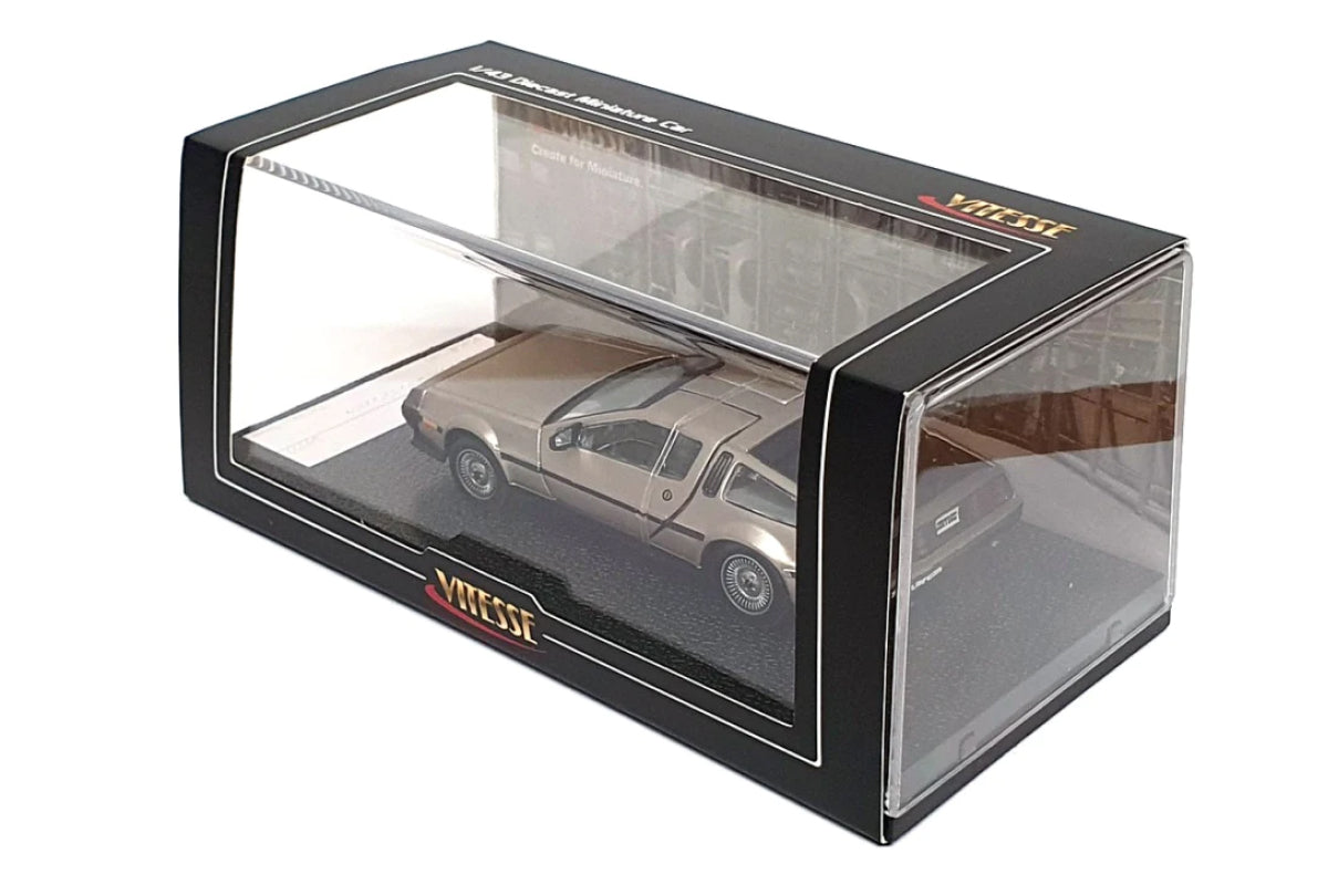1:43 - 1981 DeLorean DMC 12 Coupe (Stainless Steel Colour)