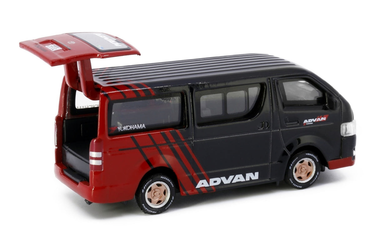 #002 - Toyota Hiace (Advan)