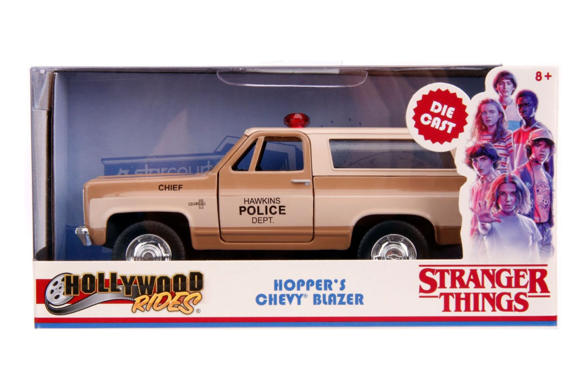 1:32 - Stranger Things / Hopper's Chevy Blazer