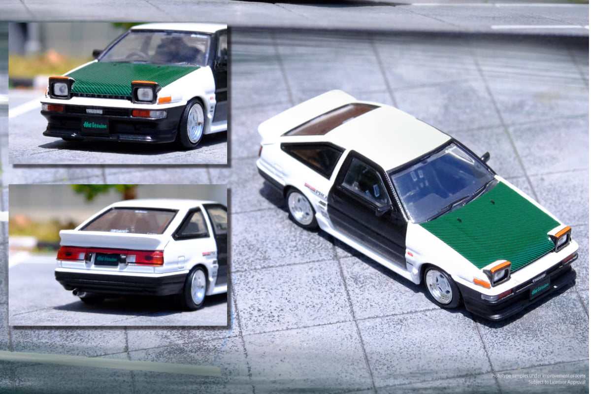 Toyota Sprinter Trueno AE86 with Carbon Doors