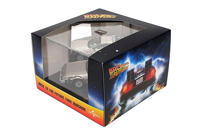 1:43 - DeLorean DMC 12 / Back to the Future Part I Time Machine