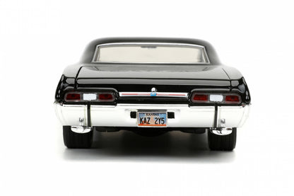 1:24 - Supernatural / 1967 Chevy Impala SS Sport Sedan with Dean Winchester Figure