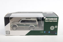 Mitsubishi Pajero - Green Stripe