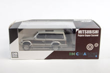Mitsubishi Pajero - Brown Stripe