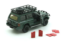Mitsubishi Pajero 2nd Generation - Jungle Pack (Matte Green)