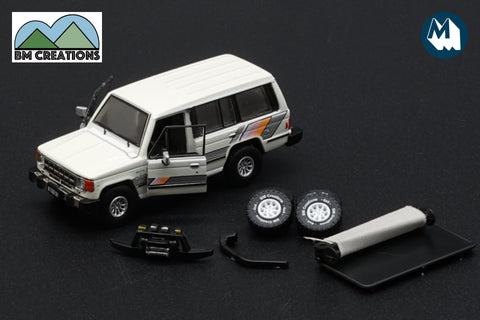 Mitsubishi 1st Gen Pajero 1983 with accessories and decals (White with stripe)