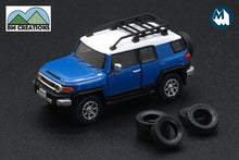 Toyota FJ Cruiser with extra wheels (Blue)