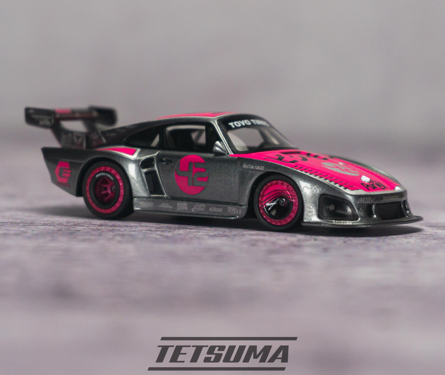 Bisimoto Engineering 935 K3V EVMOTO (Metallic Grey with Pink Livery)