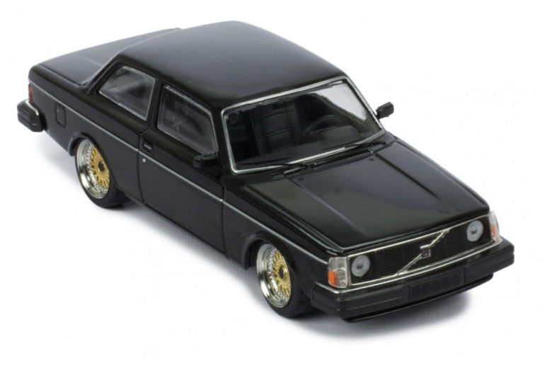 1:43 - Volvo 242 1980 (Black)
