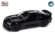 2019 Chevrolet Camaro ZL1 (Gloss Black)